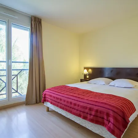 Appart hôtel Adonis Excellior Grand Genève 4*