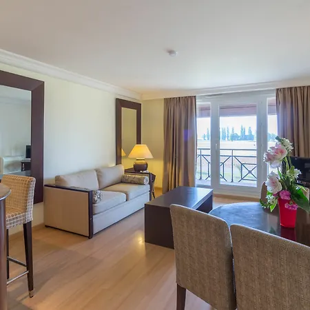 Adonis Excellior Grand Genève Appart hôtel 4*